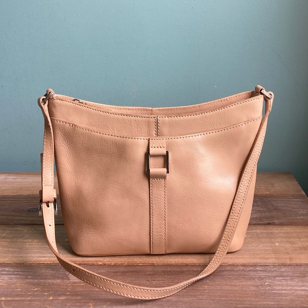 Vintage Etienne Aigner Tan Leather Bag - Picture 4 of 8